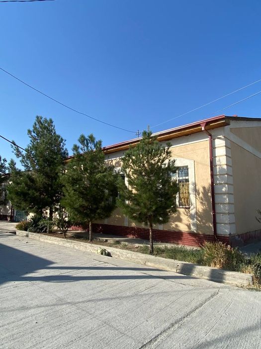 Сдается двор САЙОХАТ 3Х комнотная