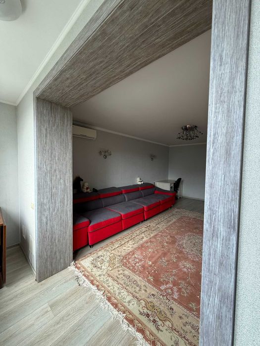 продам 4 ком квартиру в ЦЕНТРЕ