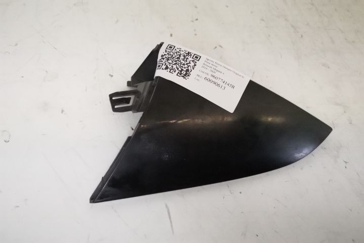 Spoiler Haion Dreapta Original In Stare Buna Renault  Megane  4 [2016