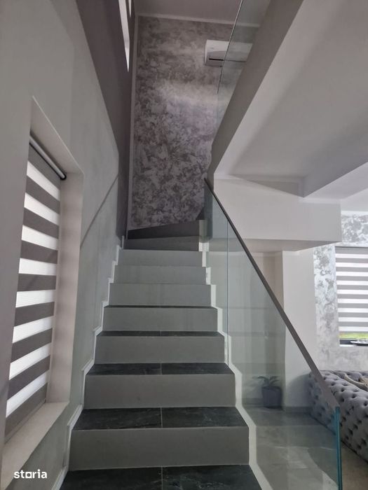 Casa de vanzare - Comuna Berceni/Gata de Mutare/600 mp