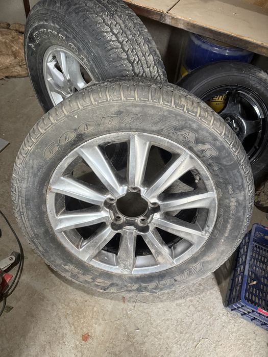Запаска Land Cruser LX570 родные