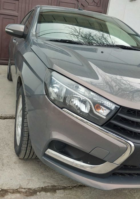 Лада веста 1.8 седан сотилади. Продается лада Веста 1.8 седан.