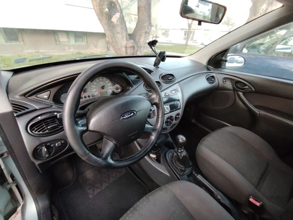 Форд  Фокус  хечбек