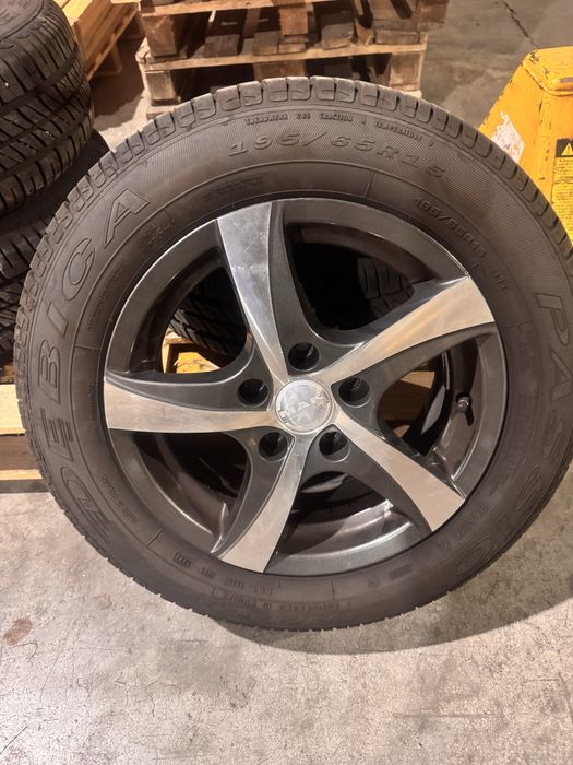 Vand genti vw  pe 15