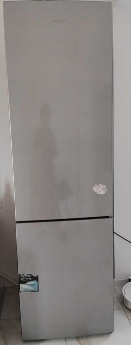 Frigider Samsung