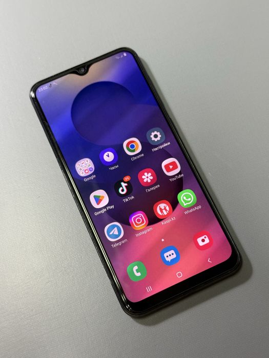 Samsung A50 телефон