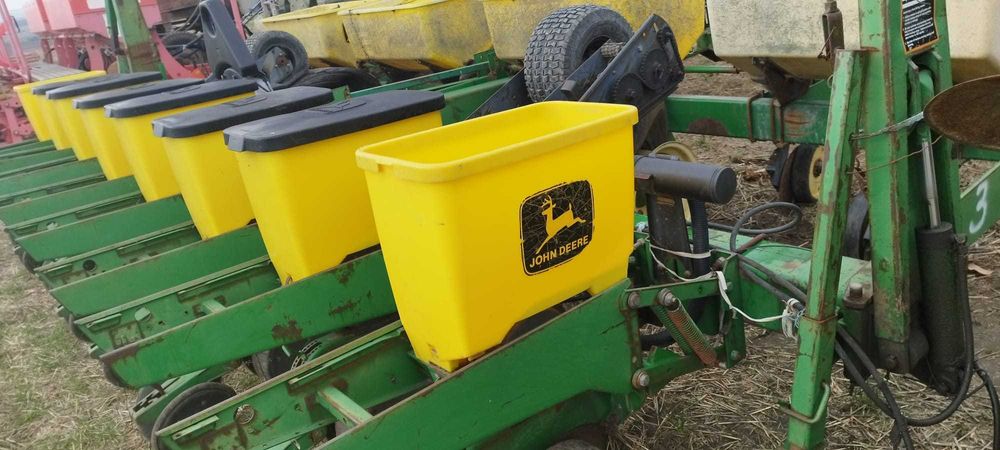 Semanatoare prasitoare John Deere 1780, 8 randuri