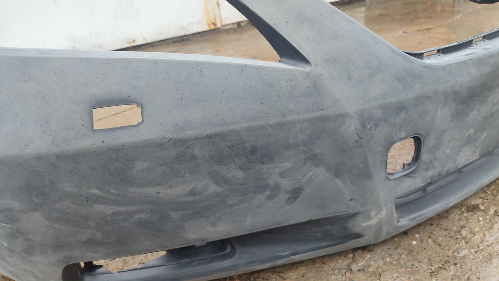 Продам бампер на Камри 40