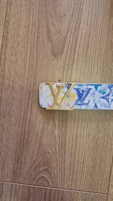 curea lv piele cutie