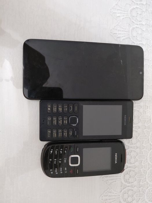 Продам сотовые телефоны