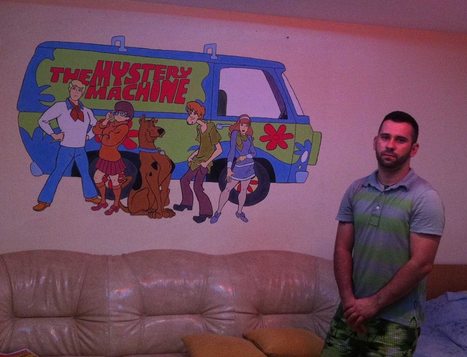 Picturi pe perete, cu personaje, peisaje si teme din desene animate