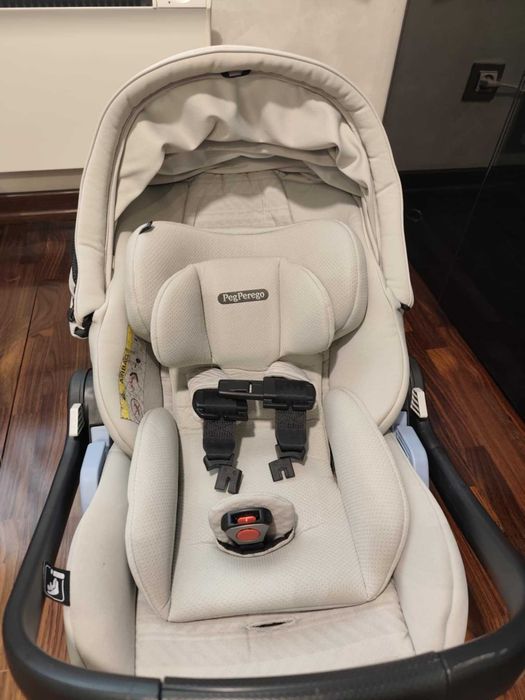 бебешко столче за кола Peg Perego Primo Viaggio Lounge + Isofix база