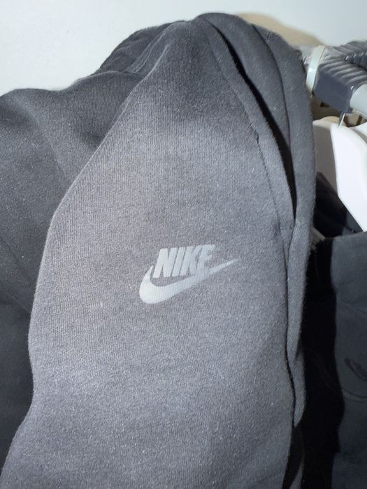 Nike tech ofiginali detin factura