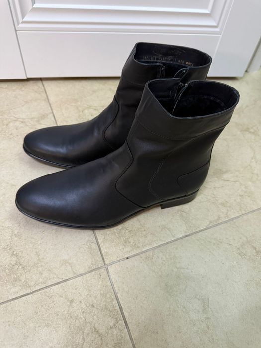 Кожаные полусапоги Челси