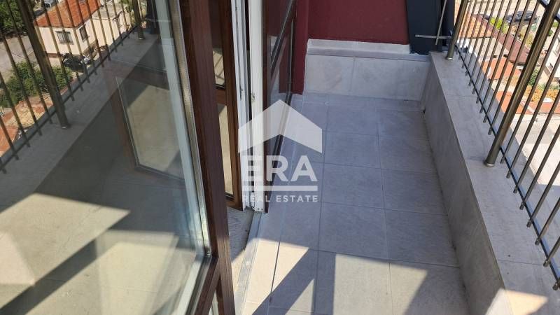 Тристаен апартамент за продажба, с голяма дневна, в новопостроена сгра