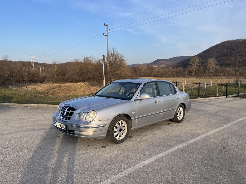 Продавам Kia Opirus