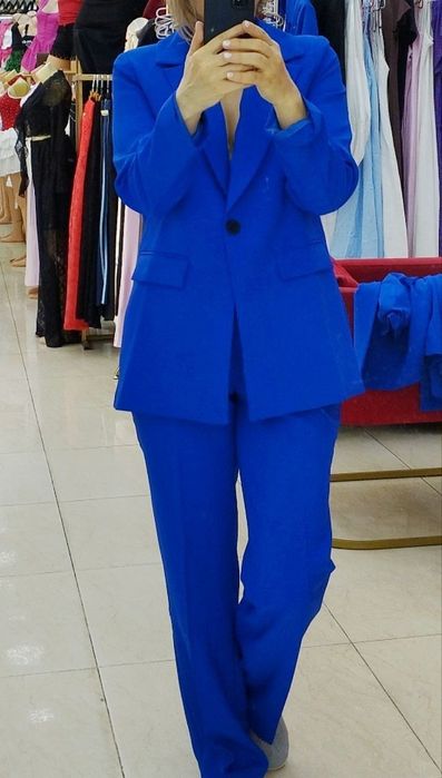 Костюм женский тройка