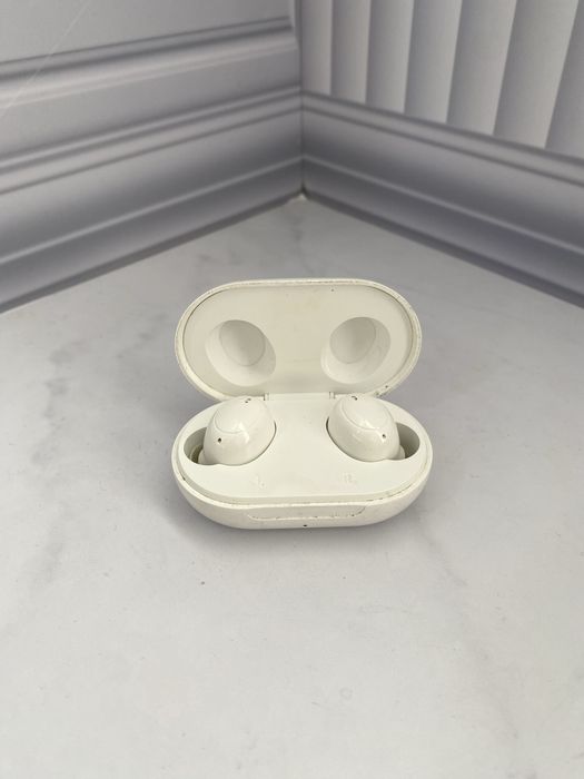 Наушники Oppo Buds