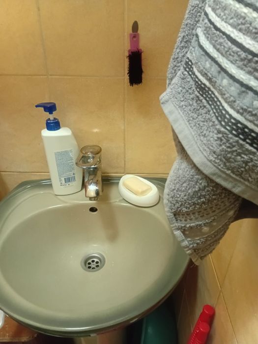 Продам дом с гаражом.