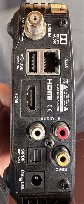 Antena satelit TV cu 2 receivere Digi