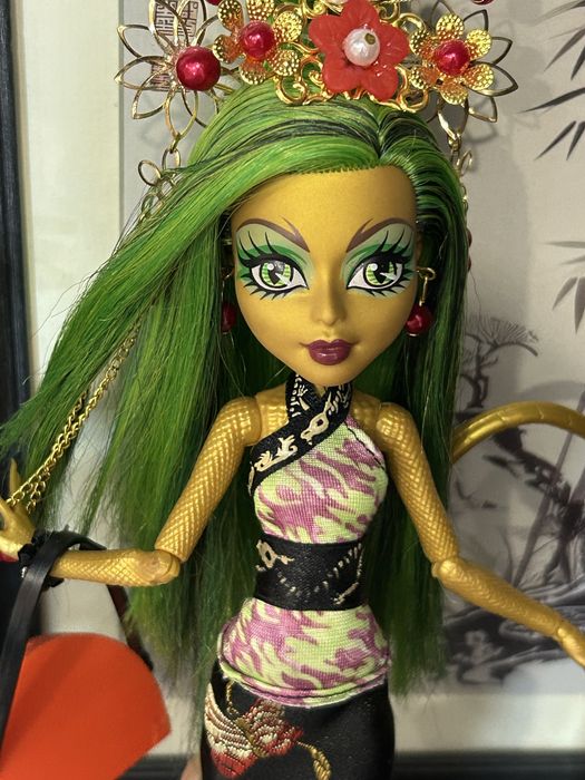 Джинафаер Лонг Monster high