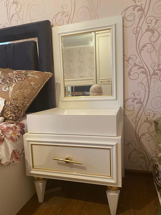 Спальный кровать