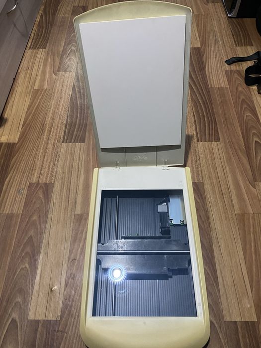Сканер Hp Scanjet 2400