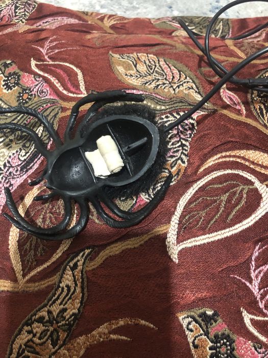 Паук и таракан игрушка