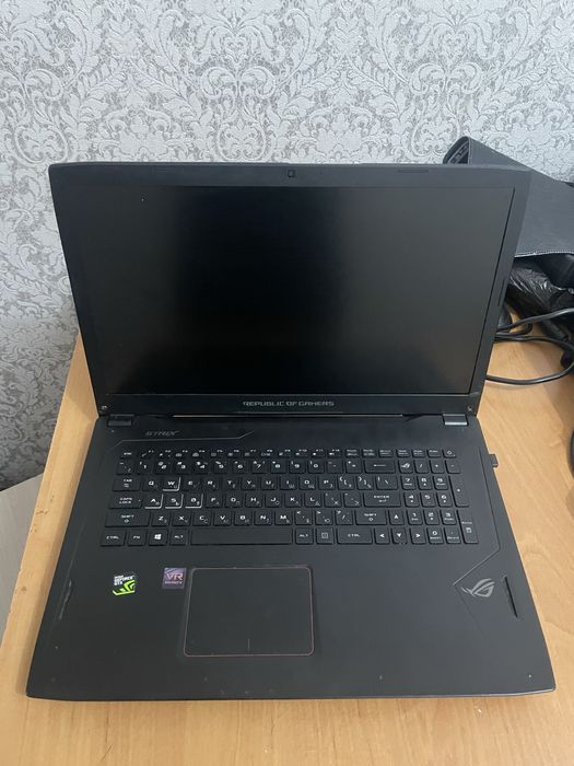 Игравой Asus rog strix gl702vi