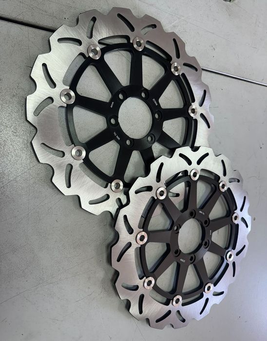 НОВИ спирачни дискове за Yamaha / Ducati / KTM / Aprilia 320мм