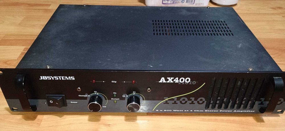 Amplificator profesional JB SYSTEMS AX400 2X200W