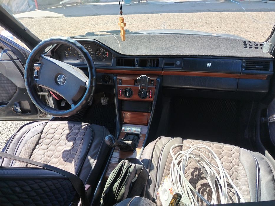 Продам w124 2 3 объем