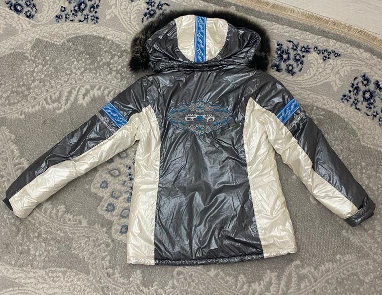 Куртка спортивная