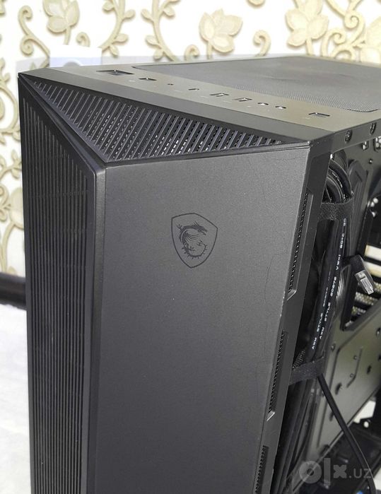 Корпус MSI 'GungNur" 110R