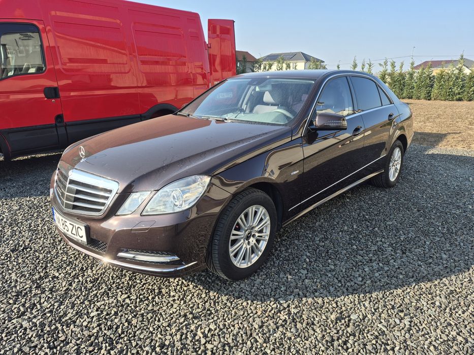 Mercedes E 200 class 2010 Impecabil