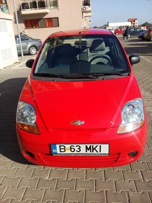 Vând Chevrolet Spark