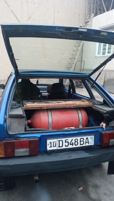 Автомобиль Лада ВАЗ-21093