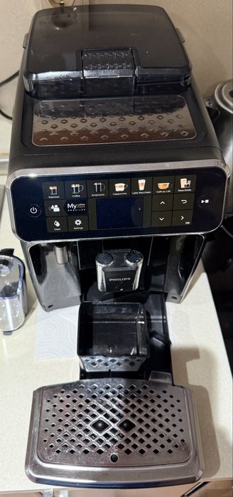 Кафеавтомат Philips Latte Go EP5441/50