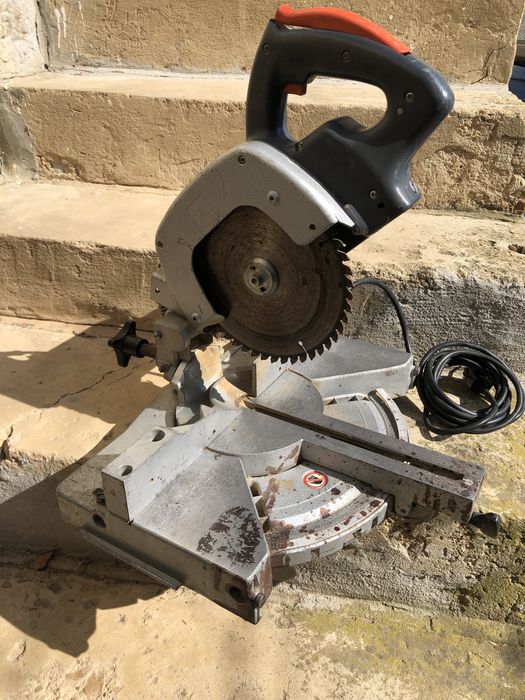 потапящ циркуляр-пендула, мощност 1200 W, Германия