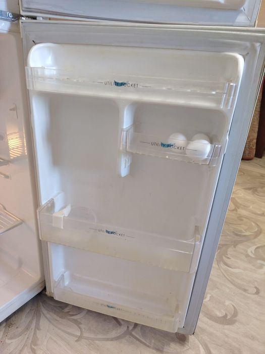 Продам холодильник samsung