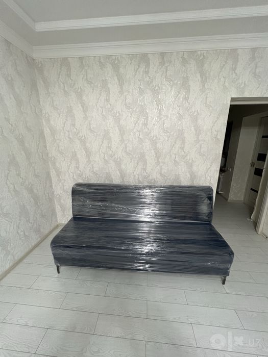 Divan sotiladi!
