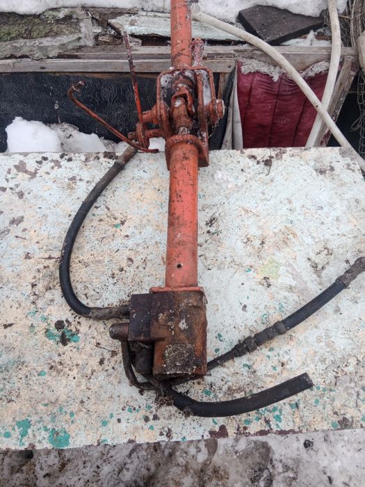 Продам рулевую колонку на трактор Т-25 25