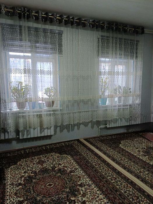 Ховли уй каттедж сотилади.