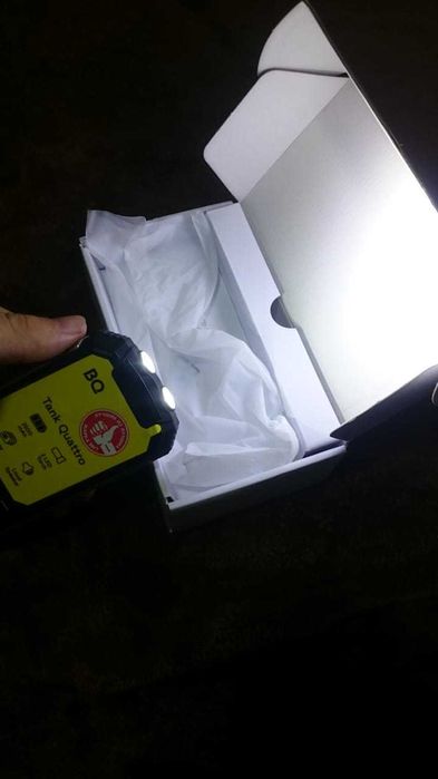 Сотовый телефон 4 сим карты