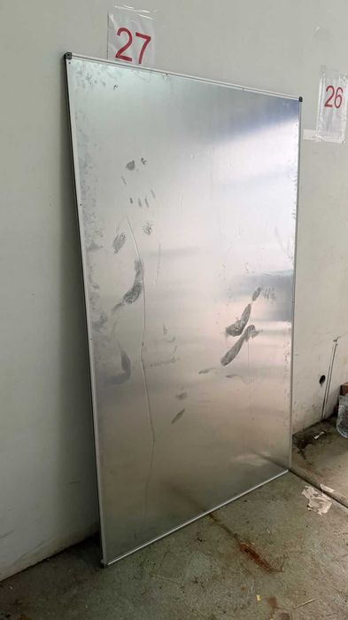 Panou de afișaj / tablă magnetică cu ramă din aluminiu, 200 X 120mm