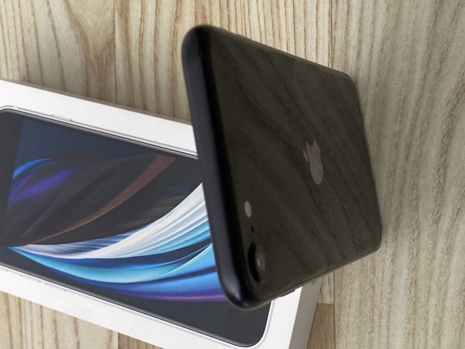 iPhone SE 3, impecabil , 2022
