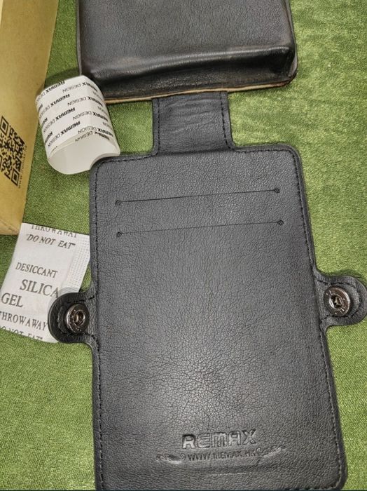 Кожен калъф за мобилен телефон