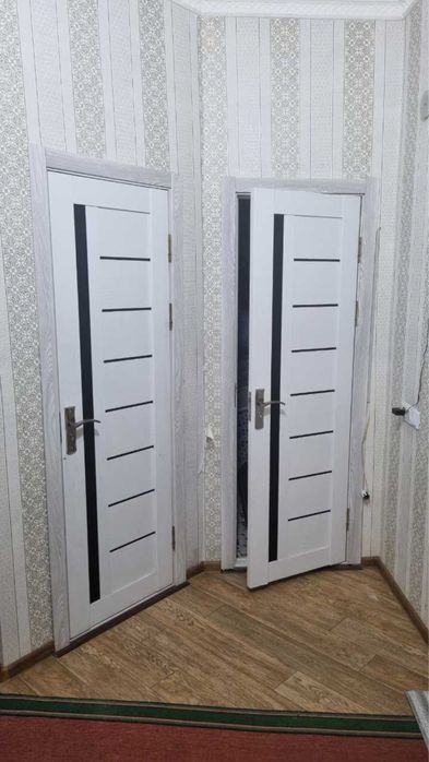 1 xonalik (2 xona qilingan) alohida alohida derazalik. 2 etaj