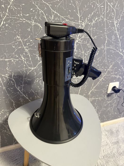 Megafon foarte puternic