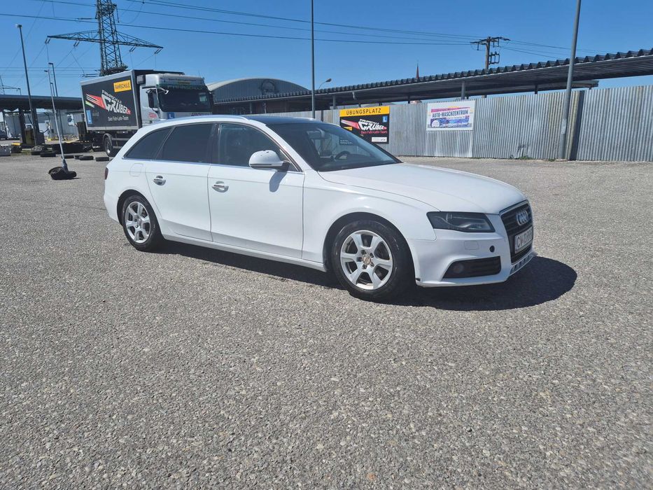 Audi A4 b8  2011 2 literes disel